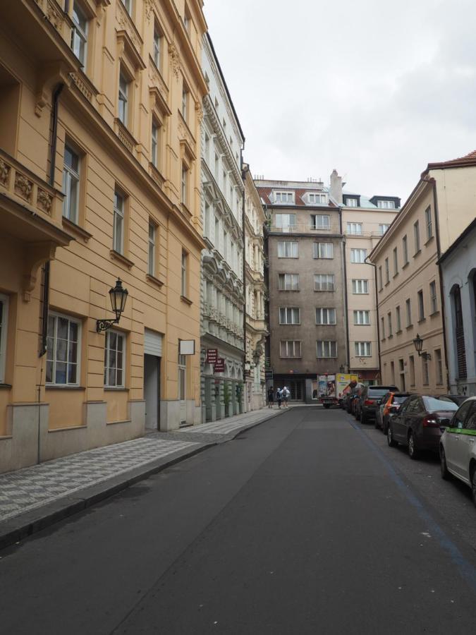 Stylovy Byt V Srdci Prahy Praga Zewnętrze zdjęcie